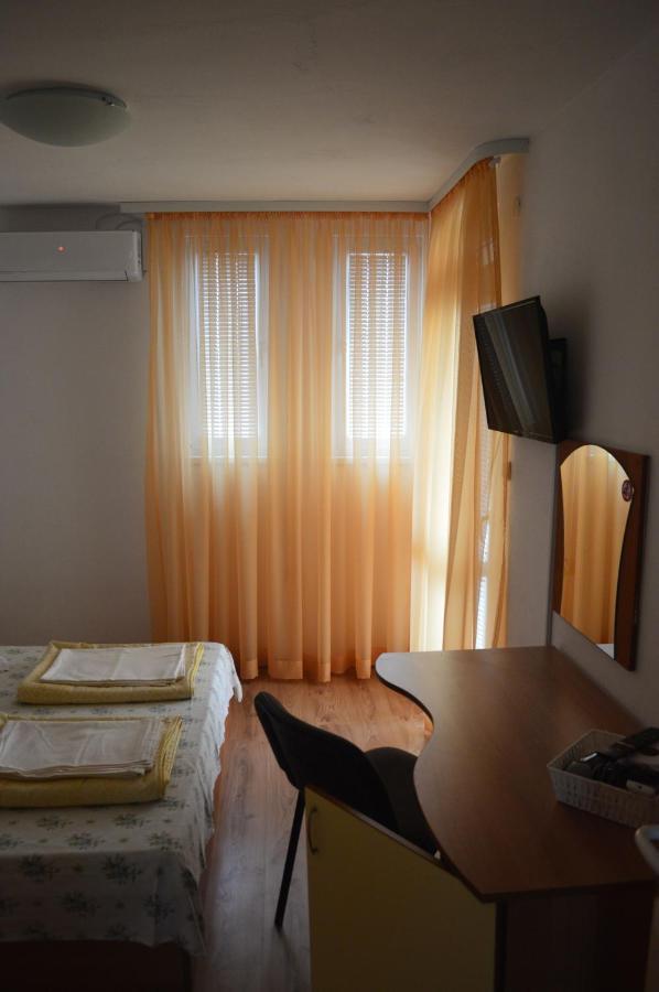 Yanis Hotel Chernomorets Luaran gambar