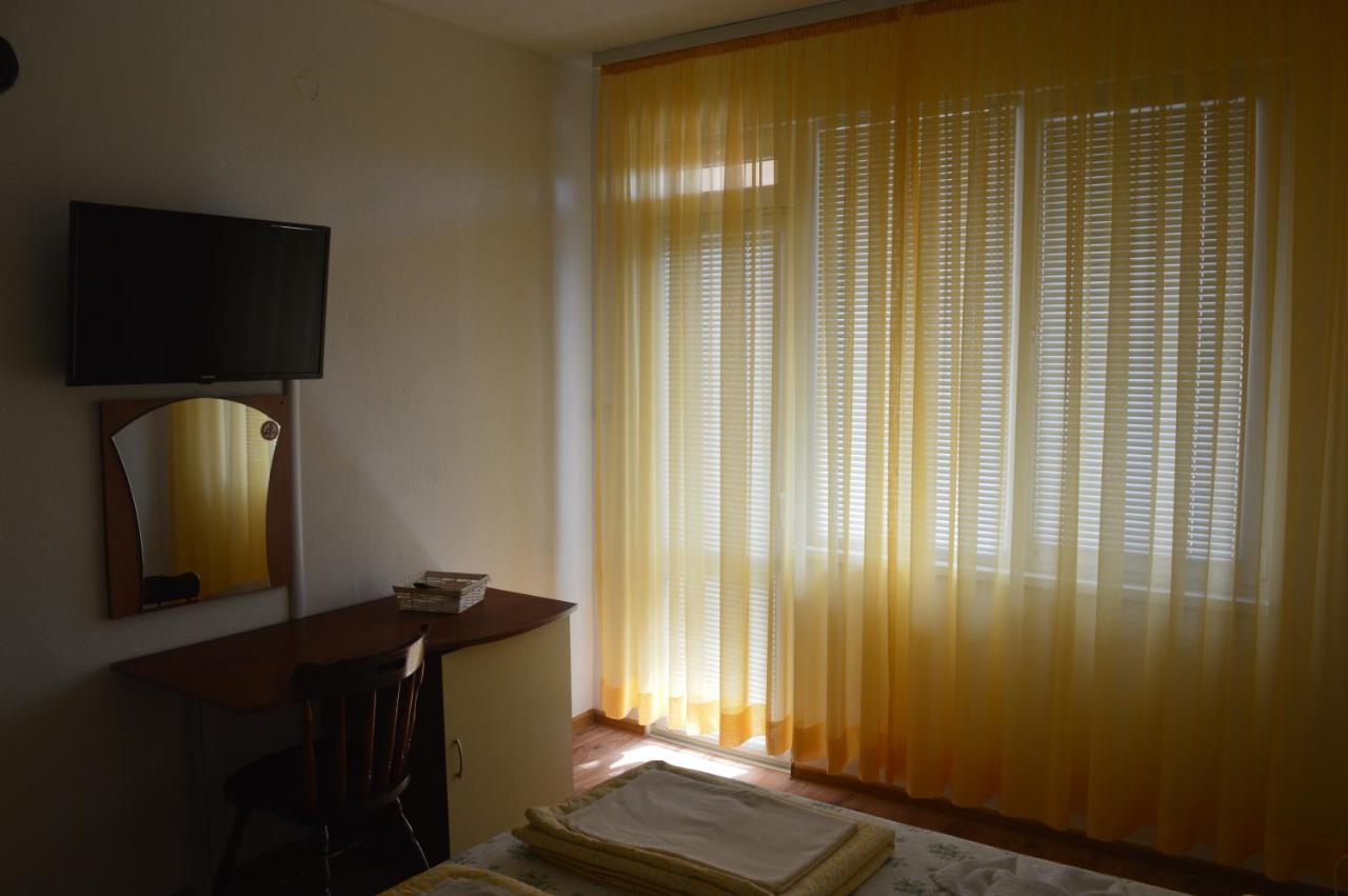 Yanis Hotel Chernomorets Luaran gambar